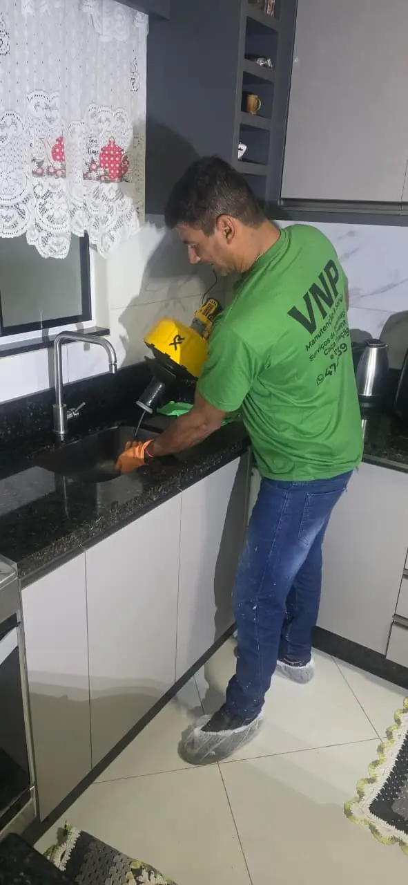 Desentupidora 24 Horas realizado pela VNP Manutenção Serviços